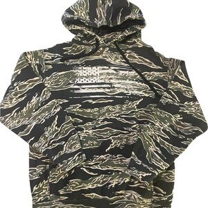 Heavy Camo Hoodie - Size Small